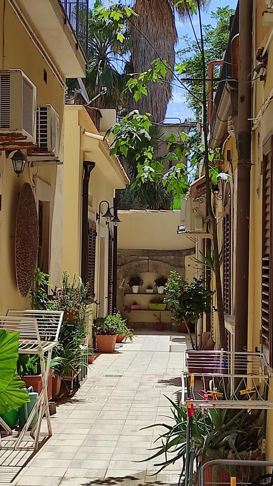 Alla Corte Di Dionisio Syracuse Bagian luar foto
